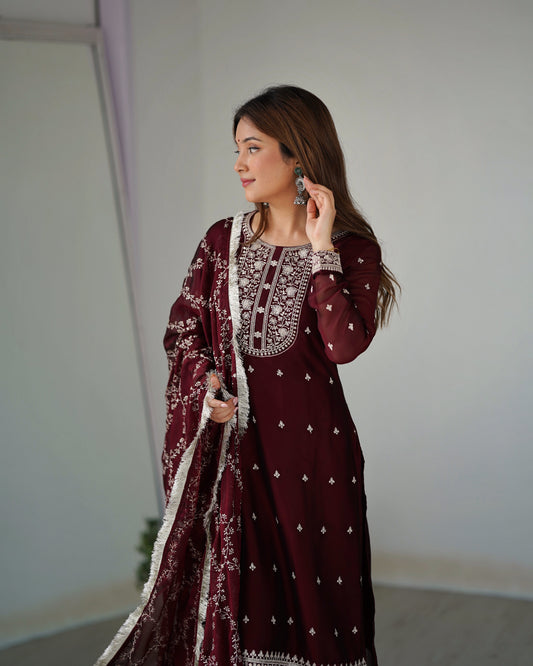 MAROON BEAUTIFUL PURE BLOOMING RANGOLI SILK FABRIC STRAIGHT FIT KURTA WITH DUPPTA SET (Copy)